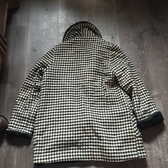 Vintage Coat - Picture 4 of 4